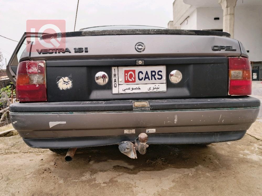 اوبل فيكترا